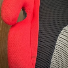 エールべべ　ジュニアシートの画像