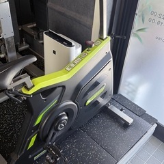 evolgear スピニングバイクの画像