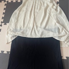洋服5点セット　Ｍくらいのサイズ
の画像