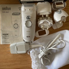 今月処分　
ブラウン　脱毛器　シェーバーの画像