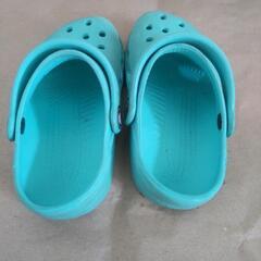 Kidsサンダル crocs 8 9の画像