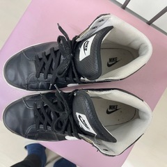 NIKEの運動靴の画像