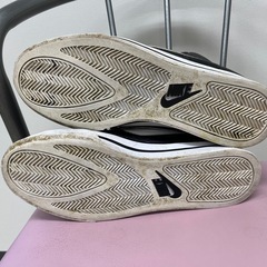 NIKEの運動靴の画像