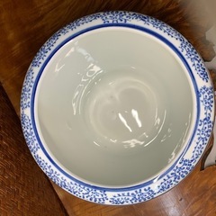 配送可能　染付 山水図 唐草紋 手炙り 茶道具 金魚鉢 火鉢 植木鉢 メダカ鉢 骨董品 古玩 煎茶道具 華道具 盆栽鉢 良品　古道具 茶器 の画像