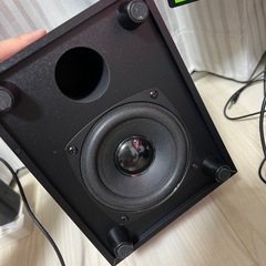 ゲーミングモニター＆スピーカーの画像
