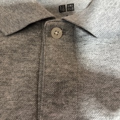 UNIQLOポロシャツの画像