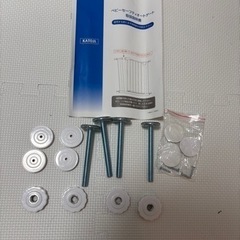 【未使用】ベビーゲート　カトージ　セーフティオートゲート　高さ78cm 白 ベビーフェンス 柵 ペットゲージ、の画像