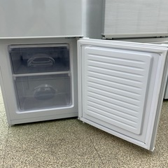 リユースのサカイ東金店 NITORI 冷蔵庫 19年製 106L ※凹み、シミあり TJ14381の画像