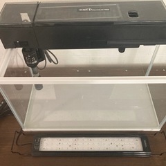 50cm水槽、上部フィルター、水槽用ライト　まとめ売りの画像