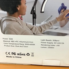 O 2509-020 LEDビューティーライト　クリップ型　ブラック　通電確認済み　箱・説明書付き　箱のキズ汚れありの画像