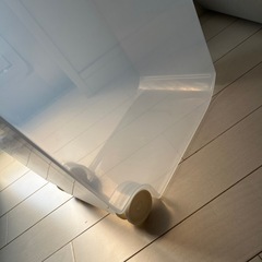 米びつ　10キロ　キャスター付き　計量カップ新品お付けしますの画像