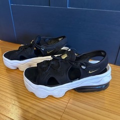 Nike エアマックスココ　スポーツサンダル ブラック/ホワイト25cmの画像