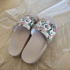 ロキシーサンダルSの画像
