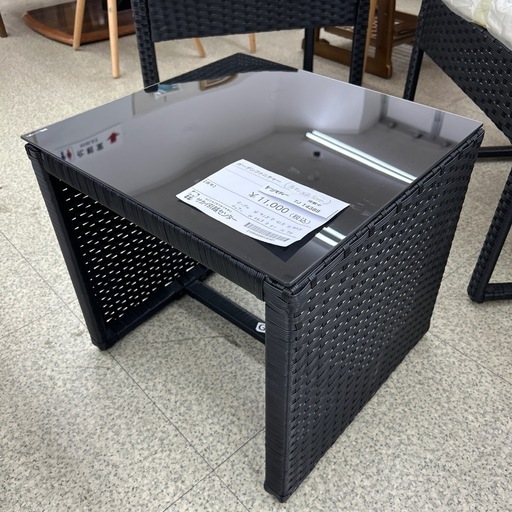 リユースのサカイ東金店 ガーデンテーブル 椅子2脚付き TJ16659 リユースのサカイ東金店 美品です！ ガーデンファニチャー (チェアー×2