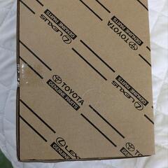 【新品】【未開封】【送料込み】トヨタ 純正 ヘッドランプ コンピューター RH 81107-12G20 バラストの画像