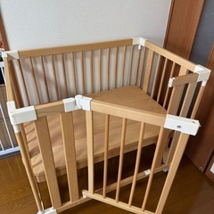 【美品】ファルスカ ベビーベット＆マットレス 2点セット　15000円の画像