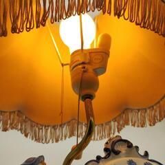 レトロ 陶器 ランプ 卓上 スタンドライト 西洋 時計の画像