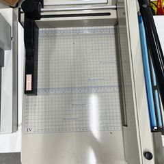 裁断機（A4対応・手動式）の画像