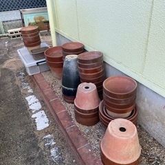 No.959 駄鉢　素焼きの植木鉢30鉢ほどの画像