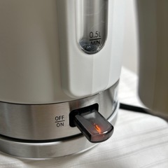 アイリスオーヤマ 電気ケトル
の画像