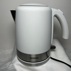 アイリスオーヤマ 電気ケトル
の画像