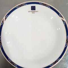 0903-041 【GIVENCHY】お皿の画像