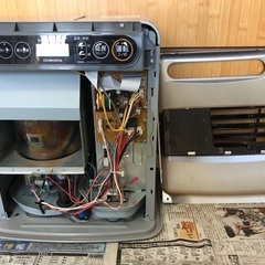 石油ファンヒーター   コロナ  FH-G3218Y  2018年超良品  (22) 目玉商品 の画像