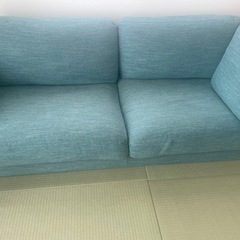 ソファの画像