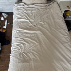 無料のベッドとマットレスの画像