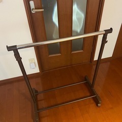 シングルハンガーラックの画像