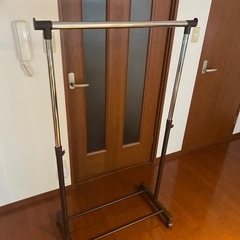 シングルハンガーラックの画像