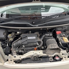 ホンダ　N-BOX ターボ　4WDの画像