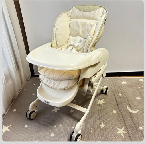 Combi電動ベビーチェア