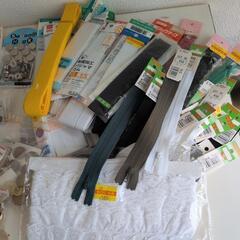 【まとめて】手芸用品　縫製用品　ミシン用品　ミシン糸　ボタン　の画像