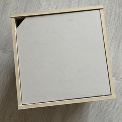 カラーボックス　キューブボックス　扉付きの画像