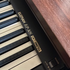 電子ピアノの画像