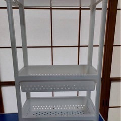 ワゴン　プラチスチック製　２個セットの画像