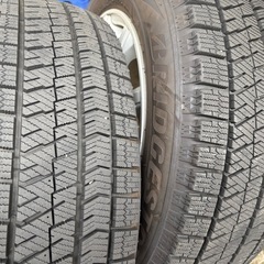 値引き再投稿　バリ溝　185/65R15 ｽﾀｯﾄﾞﾚｽｾｯﾄ VRX2 2024年製の画像