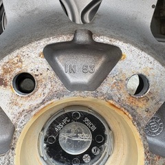 値引き再投稿　バリ溝　185/65R15 ｽﾀｯﾄﾞﾚｽｾｯﾄ VRX2 2024年製の画像