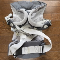 値下げしました！エルゴベビーの画像