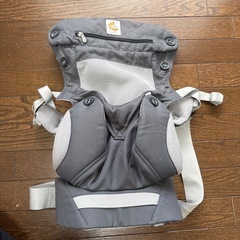 値下げしました！エルゴベビーの画像