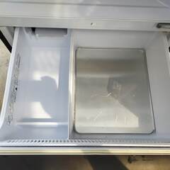 2017年 アクア 4ドア冷蔵庫 ダークブラウン 自動製氷 難ありの画像