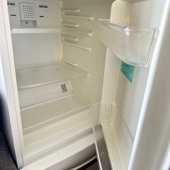 冷蔵庫 の画像