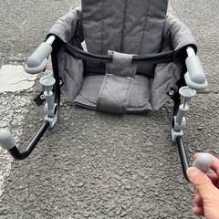 フッキングベビーチェアーの画像