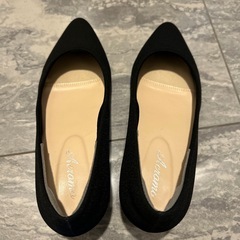 ＬＬサイズ26センチ黒パンプスの画像