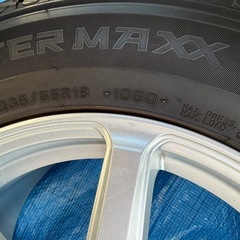 ダンロップ ウインターマックス SJ8 235/65R18の画像