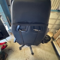 ゲーミングチェアの画像
