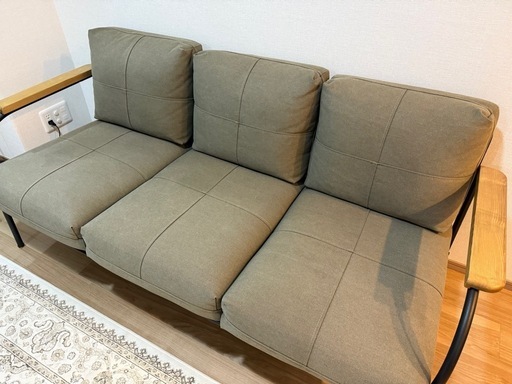 未使用　ソファ 関家具 nora. ノラ 3人掛け 激安！