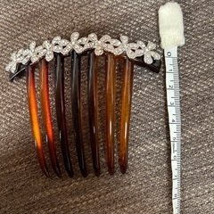 定価3150円(新品)ヘアアクセサリー
の画像