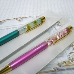 綺麗な固まるハーバリウム・ボールペン作成体験レッスンの画像